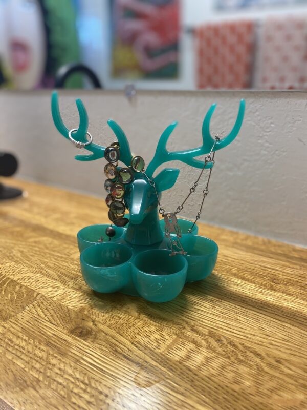 PINK RESIN DEER JEWELRY HOLDER - Image 2